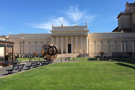 Rome: Vatican Museums, Sistine Chapel and St. Peter's Square Tour