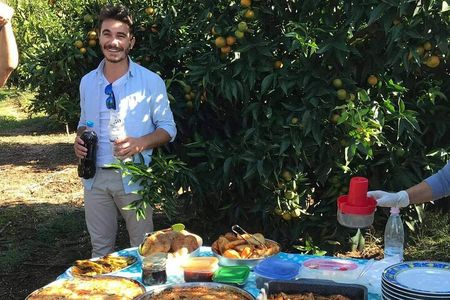 Xarrë: Mandarin Farming Tour with Traditional Cooking Lunch