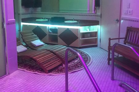 Private Spa Experience with Jacuzzi, Sauna and Hot Stone Massage