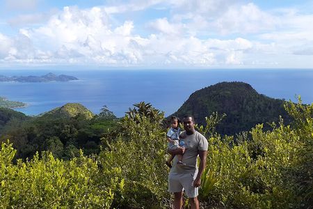 Taxi service & Mahe Island tours