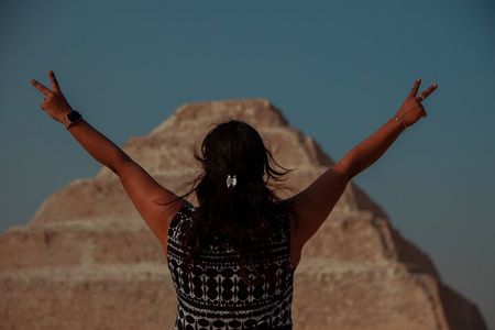 Tour to Giza pyramids Memphis Sakkara 