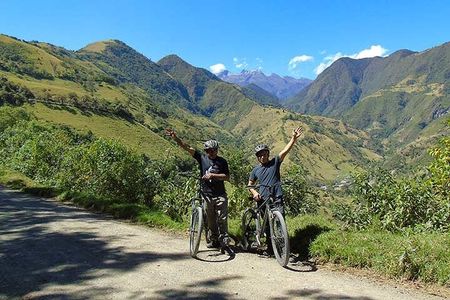 Explore Mindo Cloud Forest on a Full-Day Mountain Biking Tour
