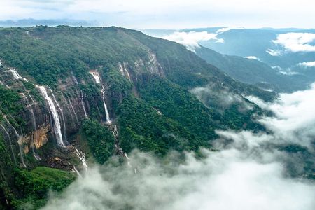 5-Day Private Tour in Meghalaya with Meals and Accommodation