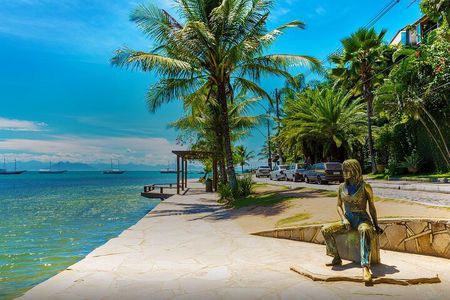 Tour in Buzios: Buzios City Tour, Lunch and Transfer