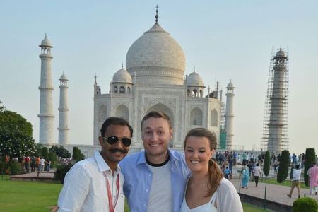 Private Taj Mahal Tour from Delhi by car - All Inclusive
