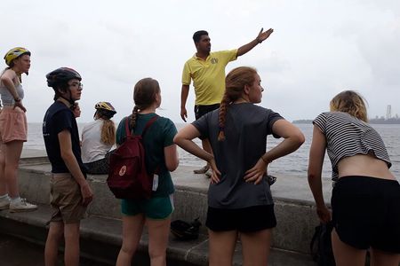 3 Hours Early Morning in South Mumbai Heritage Bicycle Tour