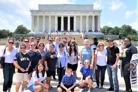 City Monuments Tour with Photo Stops and Optional Entry Tickets