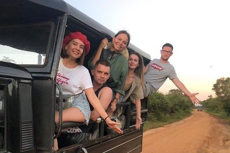 Kandy - Minneriya National park & Sigiriya Rock Fortress - Private Transport