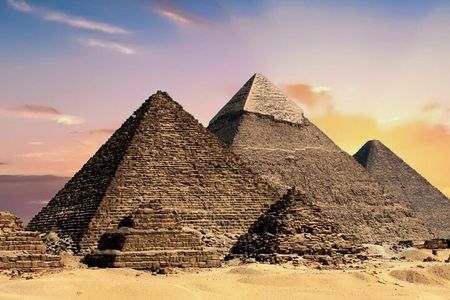 Giza Pyramids, Sakkara and Memphis Day Tour
