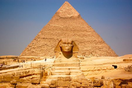 Private Full-Day Tour To Giza Pyramids , Sakkara, Memphis and Dahshour 