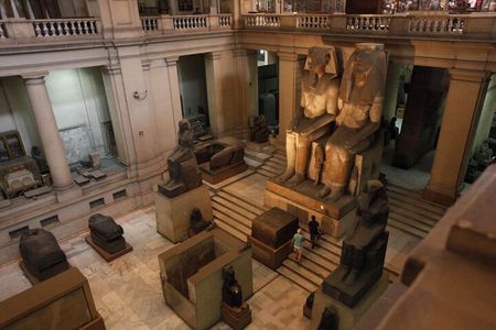 Private Cairo Pyramids and Museum Tour with Shopping in Bazaar