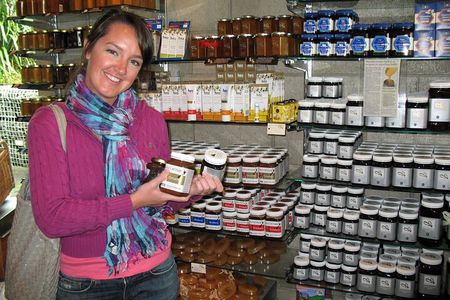 Vineyards Honey and Black Sand Beaches from Auckland