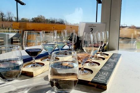 Niagara-on-the-Lake Small Group Wine Tasting Tour
