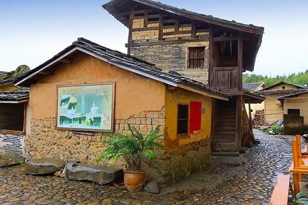 2-Day Private Sightseeing Tour of Xiamen City Highlights and Toulou Cluster