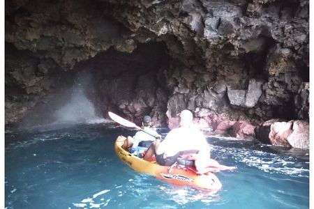 3.5 Hour Kailua-Kona Ocean Kayak and Snorkel Tour