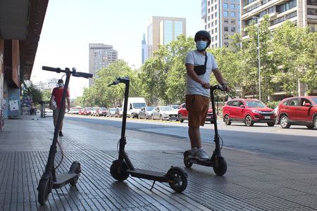 Electric Scooter City Tour ~ Discover Downtown - Santiago
