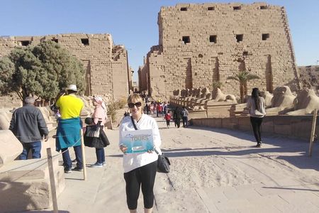 Private Half Day Tour to Visit East Bank Karnak & Luxor temple