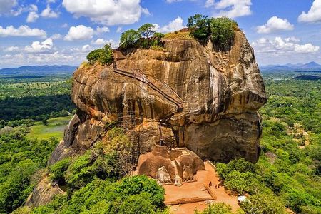 Sri Lanka Private Tour 12 days-Driver/vehicle/accommodation H/B