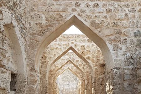 Guided tour in Bahrain by local licensed tourist guide