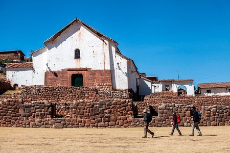 Full-Day Private Tour Sacred Valley: Ollantaytambo, Chinchero and Yucay Museum