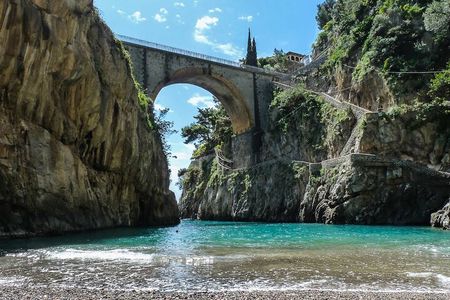 Small Group Amalfi Coast Day Trip from Positano or Praiano