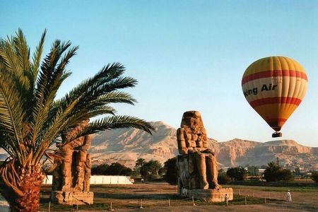 Sunrise Hot air balloon Ride in Luxor