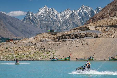 9-Day Karakoram Valley's Tour