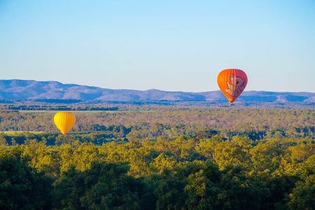 Hot Air Ballooning Tour from Northern Beaches near Cairns