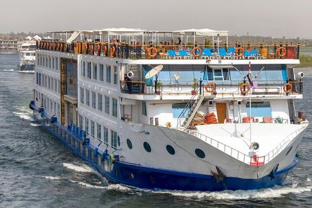 4-Days Nile Cruise From Aswan To Luxor including Abu Simbel and Hot Air Balloon
