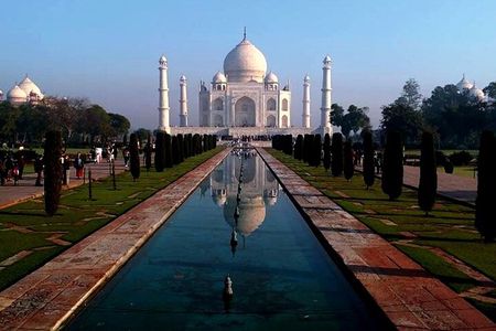 Hyderabad to Agra Taj Mahal Same Day Trip with Flights and lunch