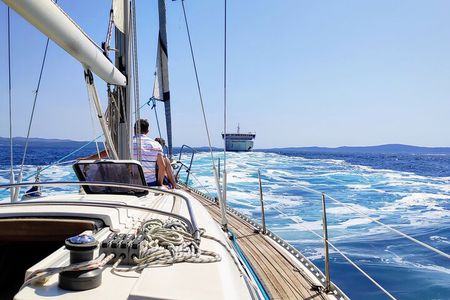 Split to Brac Half Day Sail with Swim Snacks and Wine