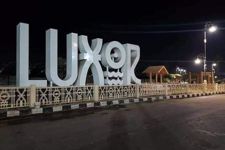 trip from luxor private tour to abu simbel by air conditioned car