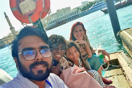 Top 10 places in Dubai with TourGuide