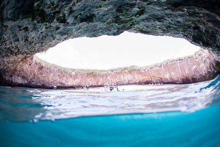 Scuba Diving Puerto Vallarta Undersea Arcos or Marietas