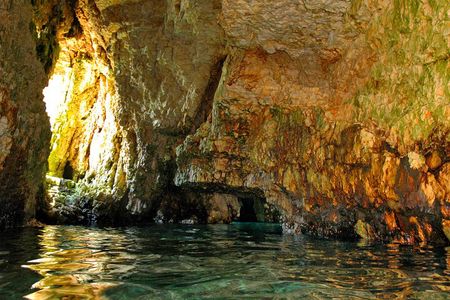 Medulin -Kamenjak 5h boat trip with lunch & drinks on Sandra Boat