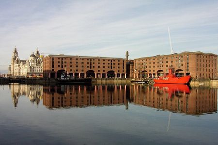 Liverpool Private Walking Tour with a Local