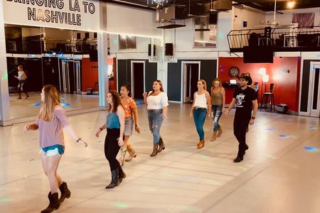 Learn to Line Dance Class with Instructor in Nashville
