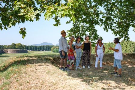 Flavours of Lucca, Art, History, Food for Small Groups or Private