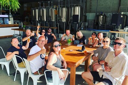Byron Bay Brewery & Distillery Tour: Tastings, Lunch & transfers