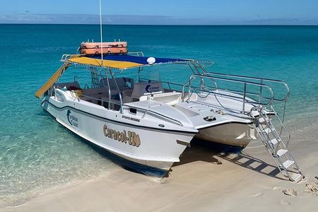  8HR Fullday Private Boat in Gracebay