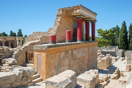 From chania : Knossos Palace & Archeological Museum Tour