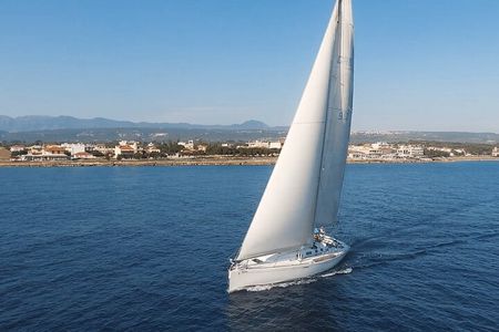 private sailing cruises