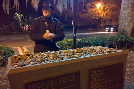 Savannah Ghostwalker Tour and Ghost Hunt