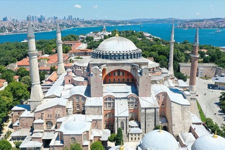 Full-Day Istanbul Tour Luxury VİP Car With Driver