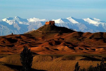 Private Silk Road Hiking Day Tour of Yangguan Pass Including Lunch