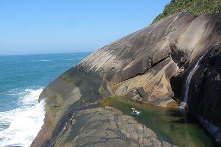 Saco Bravo Waterfall hike (2 days)