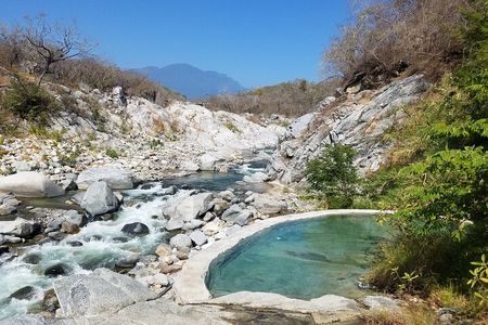 Magical Hot Springs Women´s 5-Day Retreat