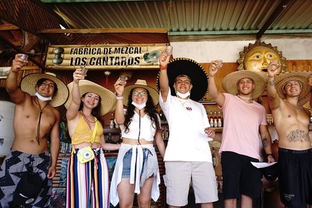 Guided tour of an ancestral Mezcal distillery with transport