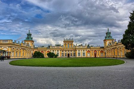 Wilanów Royal Palace + Polish Vodka Museum: SMALL GROUP /inc. Pick-up/