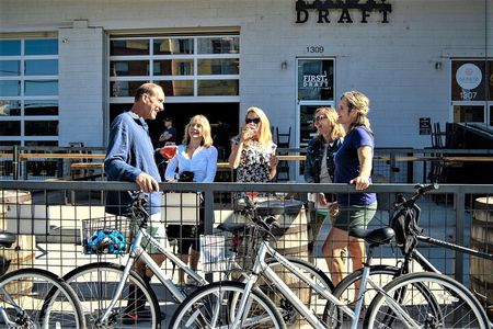 Bike & Brew: Beautiful Denver Downtown Tour by E-Bike or Bicycle